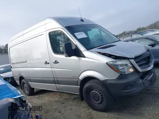 2016 Mercedes-Benz Sprinter Cargo with VIN WD3PE7DD0GP204413, listed as a IAAI auction lot 41503035 with 184,000 mi miles. Bid and sale history available at carsss.com. Image 13.