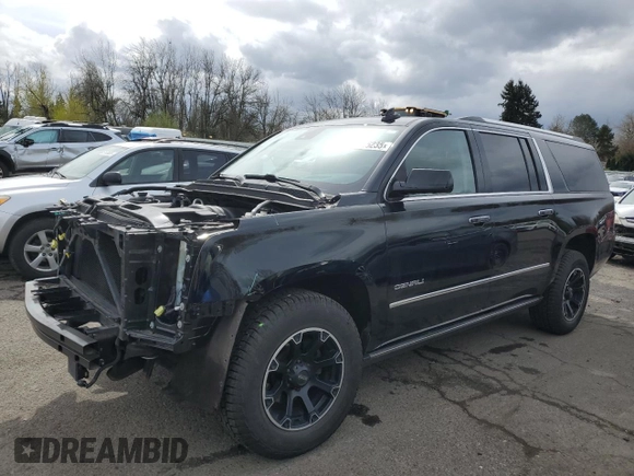 2020 GMC Yukon XL Denali with VIN 1GKS2HKJ6LR303991, listed as a Copart auction lot 51335235 with 31,280 mi miles and Salvage Title. Bid and sale history available at carsss.com. Image 1.
