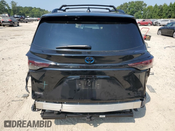 2024 Toyota Sienna LE with VIN 5TDCSKFC6RS111621, listed as a Copart auction lot 74657494 with 19,733 mi miles and Salvage Title. Bid and sale history available at carsss.com. Image 6.