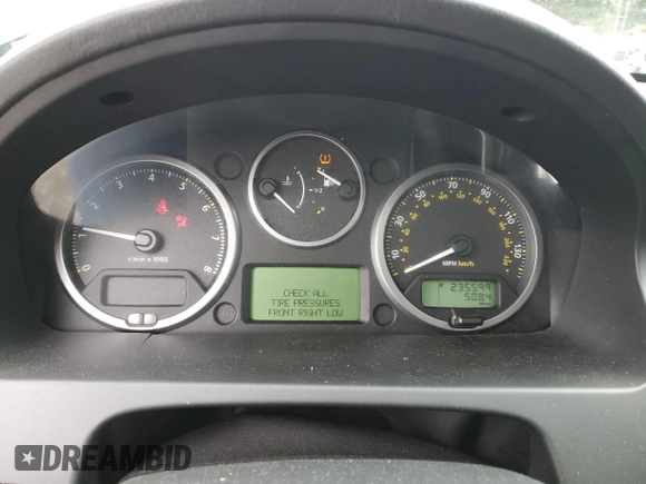 2009 Land Rover LR2 HSE z VIN SALFT24N39H118330, wystawiony jako Copart lot #57363945 z przebiegiem 235 599 mil mil oraz Szkoda całkowita • Salvage title. Historia ofert i sprzedaży dostępna na DreamBid. Obrazek 9.