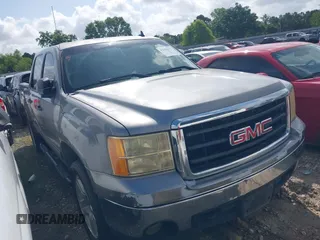 2007 GMC Sierra 1500 SLE1 z VIN 2GTEC13J671516076, wystawiony jako IAAI lot #42362311 z przebiegiem 359 483 mil mil oraz . Historia ofert i sprzedaży dostępna na DreamBid. Obrazek 1.