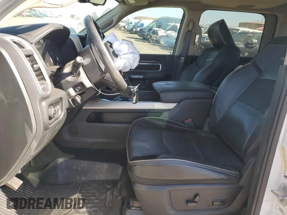 2019 Ram 2500 Laramie with VIN 3C6UR5NL0KG635443, listed as a Copart auction lot 71677444 with 164,240 mi miles and Salvage Title. Bid and sale history available at carsss.com. Image 7.