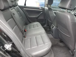 2006 Volkswagen Jetta 1.9L TDI z VIN 3VWST71K76M714347, wystawiony jako Copart lot #57715295 z przebiegiem 258 561 mil mil oraz Czysty tytuł • Clean title. Historia ofert i sprzedaży dostępna na DreamBid. Obrazek 10.