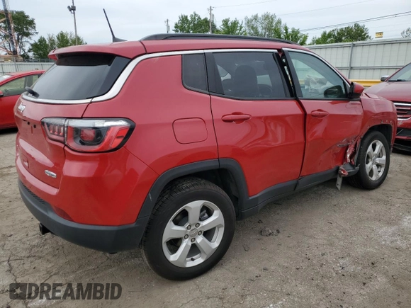 2019 Jeep Compass Latitude z VIN 3C4NJDBB2KT597540, wystawiony jako Copart lot #57686275 z przebiegiem 84 501 mil mil oraz Szkoda całkowita • Salvage title. Historia ofert i sprzedaży dostępna na DreamBid. Obrazek 3.