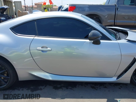 2023 Toyota 86 Premium with VIN JF1ZNBE15P9765366, listed as a IAAI auction lot 42194610 with 32,286 mi miles and . Bid and sale history available at DreamBid. Image 14.