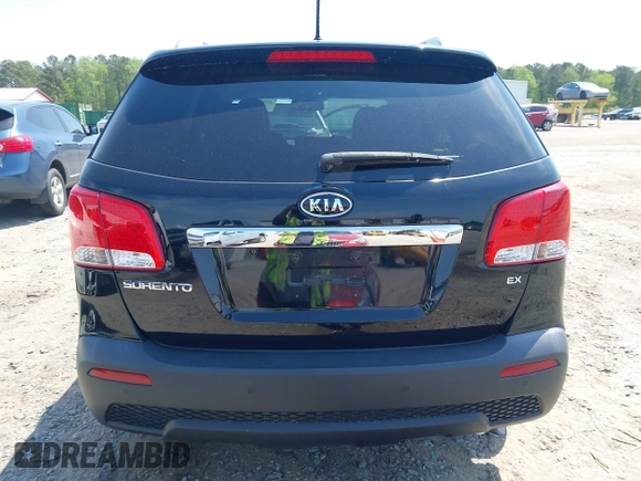 2013 Kia Sorento EX with VIN 5XYKU3A60DG342338, listed as a IAAI auction lot 42020408 with 121,155 mi miles. Bid and sale history available at carsss.com. Image 15.