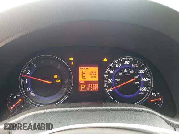 2008 Infiniti G35 Journey z VIN JNKBV61E68M215957, wystawiony jako Copart lot #61387995 z przebiegiem 133 328 mil mil oraz Szkoda całkowita • Salvage title. Historia ofert i sprzedaży dostępna na DreamBid. Obrazek 9.
