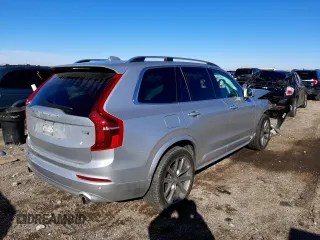 2019 Volvo XC90 Momentum with VIN YV4102PK7K1497503, listed as a Copart auction lot 66245752 with 28,181 mi miles. Bid and sale history available at carsss.com. Image 4.