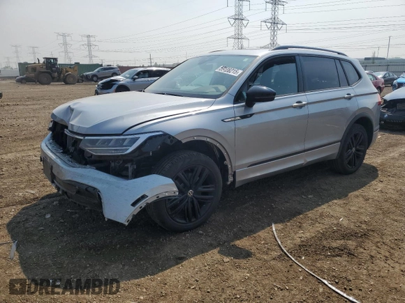 2022 Volkswagen Tiguan SE R-Line Black with VIN 3VV8B7AX5NM138429, listed as a Copart auction lot 59428215 with 21,181 mi miles and Salvage title. Bid and sale history available at DreamBid. Image 1.