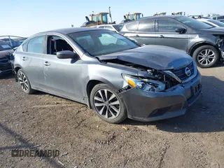 2016 Nissan Altima 2.5 S with VIN 1N4AL3AP2GN315149, listed as a IAAI auction lot 41822422 with 111,189 mi miles. Bid and sale history available at carsss.com. Image 1.