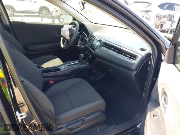 2021 Honda HR-V LX with VIN 3CZRU5H34MM726934, listed as a IAAI auction lot 41797859 with 139,927 mi miles. Bid and sale history available at carsss.com. Image 5.