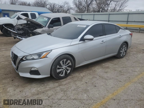 2019 Nissan Altima 2.5 S with VIN 1N4BL4BV2KC239752, listed as a Copart auction lot 86565644 with 182,447 mi miles and Salvage Title. Bid and sale history available at carsss.com. Image 1.