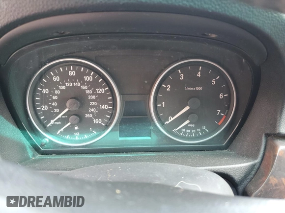 2007 BMW 3 Series 328xi with VIN WBAVC73557AC79723, listed as a Copart auction lot 48826595 with Not provided miles and Clean title. Bid and sale history available at DreamBid. Image 9.
