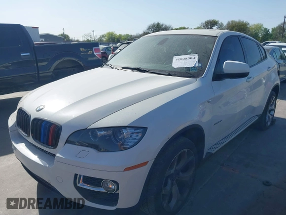 2014 BMW X6 xDrive35i z VIN 5UXFG2C5XE0C44062, wystawiony jako IAAI lot #41848304 z przebiegiem 154 683 mil mil oraz . Historia ofert i sprzedaży dostępna na DreamBid. Obrazek 20.