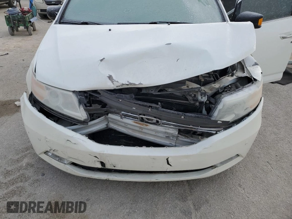 2012 Honda Odyssey Touring with VIN 5FNRL5H91CB047042, listed as a Copart auction lot 82248004 with 123,445 mi miles and Salvage Title. Bid and sale history available at carsss.com. Image 14.