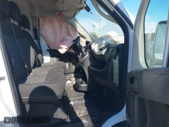 2019 Ram ProMaster Cargo with VIN 3C6TRVDG0KE503696, listed as a IAAI auction lot 41193173 with Not Provided miles and . Bid and sale history available at carsss.com. Image 5.