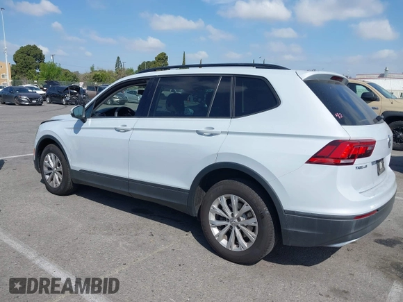 2019 Volkswagen Tiguan S z VIN 3VV1B7AX0KM062437, wystawiony jako IAAI lot #41906720 z przebiegiem 45 157 mil mil oraz . Historia ofert i sprzedaży dostępna na DreamBid. Obrazek 14.