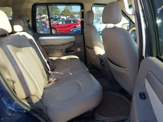 2005 Mercury Mountaineer Convenience z VIN 4M2ZU86W15UJ16890, wystawiony jako IAAI lot #41352732 z przebiegiem 199 675 mil mil oraz . Historia ofert i sprzedaży dostępna na DreamBid. Obrazek 8.