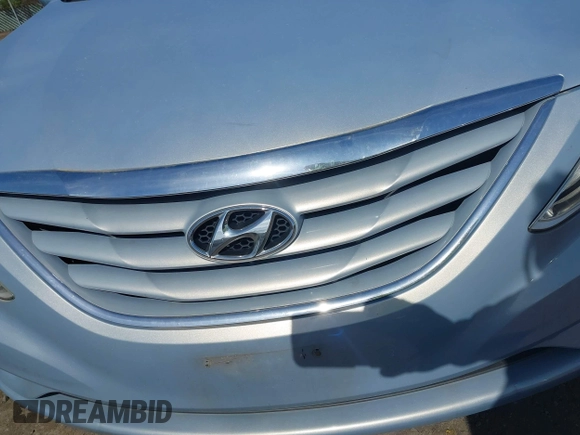 2012 Hyundai Sonata GLS with VIN 5NPEB4AC5CH369721, listed as a IAAI auction lot 42092971 with 125,089 mi miles and . Bid and sale history available at carsss.com. Image 6.