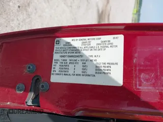 1997 Chevrolet Blazer LS z VIN 1GNDT13W6V2243751, wystawiony jako IAAI lot #42437683 z przebiegiem 148 262 mil mil oraz . Historia ofert i sprzedaży dostępna na DreamBid. Obrazek 9.