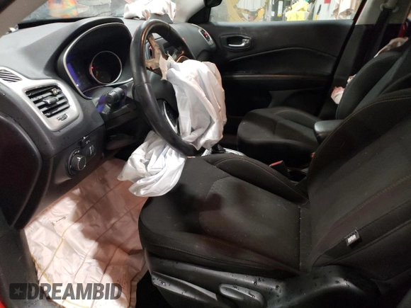 2020 Jeep Compass Sport с VIN 3C4NJDAB5LT242817, выставлен на аукционе Copart как лот 86142684 с пробегом 108 774 миль миль и Списание • Salvage title. История ставок и продаж доступна на DreamBid. Изображение 7.