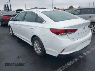2018 Hyundai Sonata SE z VIN 5NPE24AF8JH693284, wystawiony jako IAAI lot #42184788 z przebiegiem 90 562 mil mil oraz . Historia ofert i sprzedaży dostępna na DreamBid. Obrazek 3.