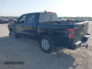 2024 Nissan Frontier SL z VIN 1N6ED1EJ5RN667709, wystawiony jako IAAI lot #42023149 z przebiegiem 3 335 mil mil oraz . Historia ofert i sprzedaży dostępna na DreamBid. Obrazek 3.