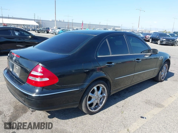 2006 Mercedes-Benz E 350 with VIN WDBUF56J76A791366, listed as a IAAI auction lot 42229397 with Not Provided miles and . Bid and sale history available at DreamBid. Image 4.
