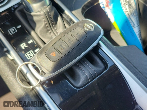 2024 Nissan Sentra SV with VIN 3N1AB8CV8RY266117, listed as a IAAI auction lot 42796449 with 24,547 mi miles and . Bid and sale history available at DreamBid. Image 47.