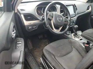2017 Jeep Cherokee Latitude with VIN 1C4PJMCS0HW529604, listed as a Copart auction lot 60801095 with 95,900 mi miles and Salvage title. Bid and sale history available at DreamBid. Image 8.