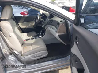 2016 Acura ILX Premium z VIN 19UDE2F71GA000436, wystawiony jako IAAI lot #41925613 z przebiegiem 153 197 mil mil oraz . Historia ofert i sprzedaży dostępna na DreamBid. Obrazek 5.