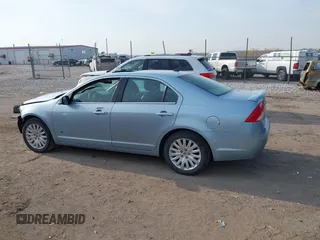 2010 Mercury Milan Hybrid z VIN 3MEDM0L33AR660979, wystawiony jako IAAI lot #41994618 z przebiegiem 114 007 mil mil oraz . Historia ofert i sprzedaży dostępna na DreamBid. Obrazek 15.
