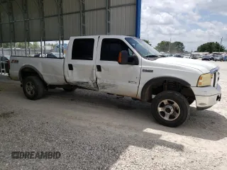 2005 Ford F-250 XL z VIN 1FTSW21P15EC09840, wystawiony jako Copart lot #59973955 z przebiegiem 407 922 mil mil oraz Szkoda całkowita • Salvage title. Historia ofert i sprzedaży dostępna na DreamBid. Obrazek 4.
