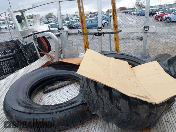 2022 Ford F-250 XL с VIN 1FDBF2B65NEE21187, выставлен на аукционе IAAI как лот 41921169 с пробегом 57 394 миль миль и . История ставок и продаж доступна на DreamBid. Изображение 8.