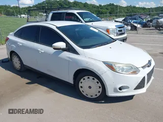 2013 Ford Focus SE with VIN 1FADP3F24DL144698, listed as a IAAI auction lot 42562625 with 174,045 mi miles and . Bid and sale history available at DreamBid. Image 1.