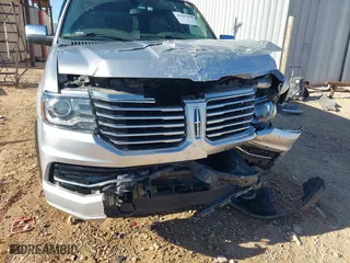 2016 Lincoln Navigator Select with VIN 5LMJJ2HT6GEL08923, listed as a IAAI auction lot 41663454 with 126,199 mi miles. Bid and sale history available at carsss.com. Image 19.