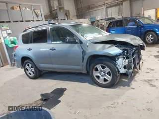 2007 Toyota RAV4 with VIN JTMBD33V776024633, listed as a IAAI auction lot 41498252 with 101,607 mi miles. Bid and sale history available at carsss.com. Image 13.