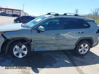 2021 Toyota RAV4 XLE with VIN 2T3W1RFV2MW137411, listed as a IAAI auction lot 41781029 with 80,002 mi miles. Bid and sale history available at carsss.com. Image 14.