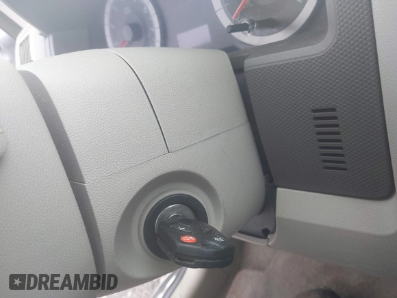 2008 Ford Escape XLS with VIN 1FMCU92Z08KE45688, listed as a IAAI auction lot 42275426 with Not provided miles and . Bid and sale history available at DreamBid. Image 11.