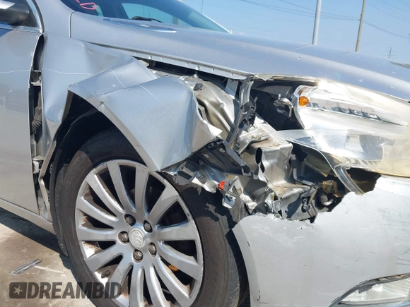 2012 Buick Regal Premium 1 with VIN 2G4GS5EK5C9195843, listed as a IAAI auction lot 42203717 with 199,624 mi miles and . Bid and sale history available at DreamBid. Image 6.