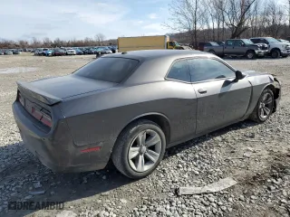 2016 Dodge Challenger SXT Plus with VIN 2C3CDZAG0GH352927, listed as a Copart auction lot 43786035 with 121,953 mi miles and Salvage Title. Bid and sale history available at carsss.com. Image 3.