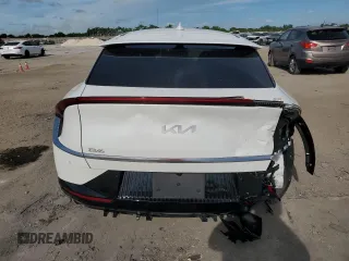 2022 Kia EV6 Wind with VIN KNDC3DLC9N5084122, listed as a Copart auction lot 72189524 with 26,099 mi miles and Salvage Title. Bid and sale history available at carsss.com. Image 6.