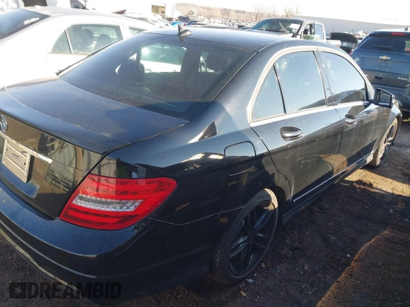 2014 Mercedes-Benz C-Class C 250 Sport with VIN WDDGF4HB6ER320555, listed as a IAAI auction lot 41339486 with 77,886 mi miles. Bid and sale history available at carsss.com. Image 13.