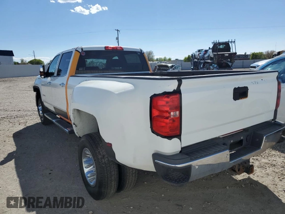 2016 GMC Sierra 3500HD SLT z VIN 1GT42XC86GF277877, wystawiony jako Copart lot #55825015 z przebiegiem 205 718 mil mil oraz Szkoda całkowita • Salvage title. Historia ofert i sprzedaży dostępna na DreamBid. Obrazek 2.