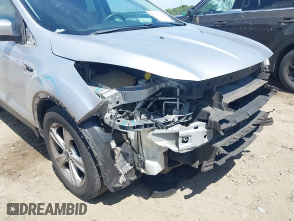 2014 Ford Escape SE с VIN 1FMCU0G99EUC38589, выставлен на аукционе IAAI как лот 42201138 с пробегом 139 416 миль миль и . История ставок и продаж доступна на DreamBid. Изображение 6.