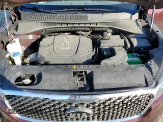 2018 Kia Sorento SX with VIN 5XYPKDA58JG400846, listed as a Copart auction lot 46552055 with 48,677 mi miles and Salvage Title. Bid and sale history available at DreamBid. Image 12.