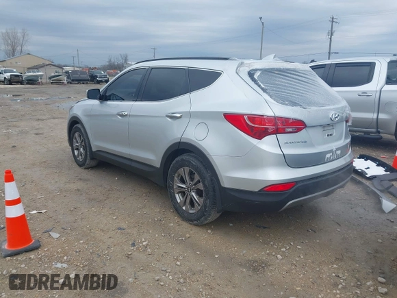 2016 Hyundai Santa Fe z VIN 5XYZU3LB0GG327660, wystawiony jako IAAI lot #42080530 z przebiegiem 109 602 mil mil oraz . Historia ofert i sprzedaży dostępna na DreamBid. Obrazek 3.