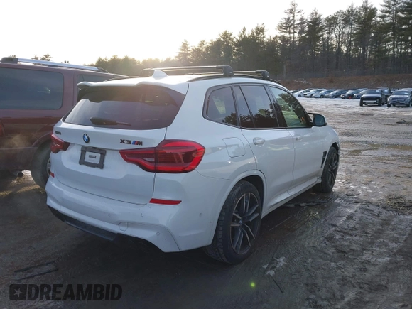 2020 BMW X3 M z VIN 5YMTS0C0XL9B25245, wystawiony jako IAAI lot #41607826 z przebiegiem 52 456 mil mil oraz . Historia ofert i sprzedaży dostępna na DreamBid. Obrazek 4.