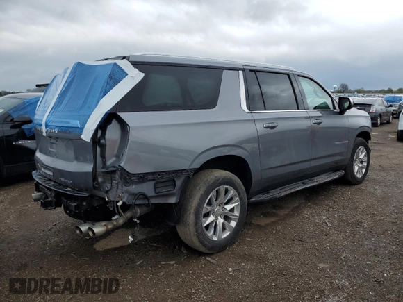 2022 Chevrolet Suburban Premier z VIN 1GNSKFKD9NR209544, wystawiony jako Copart lot #53653075 z przebiegiem 66 679 mil mil oraz Szkoda całkowita • Salvage title. Historia ofert i sprzedaży dostępna na DreamBid. Obrazek 3.