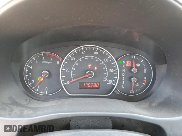 2007 Suzuki SX4 z VIN JS2YB413975110576, wystawiony jako Copart lot #47078645 z przebiegiem 170 280 mil mil oraz Szkoda całkowita • Salvage title. Historia ofert i sprzedaży dostępna na DreamBid. Obrazek 9.